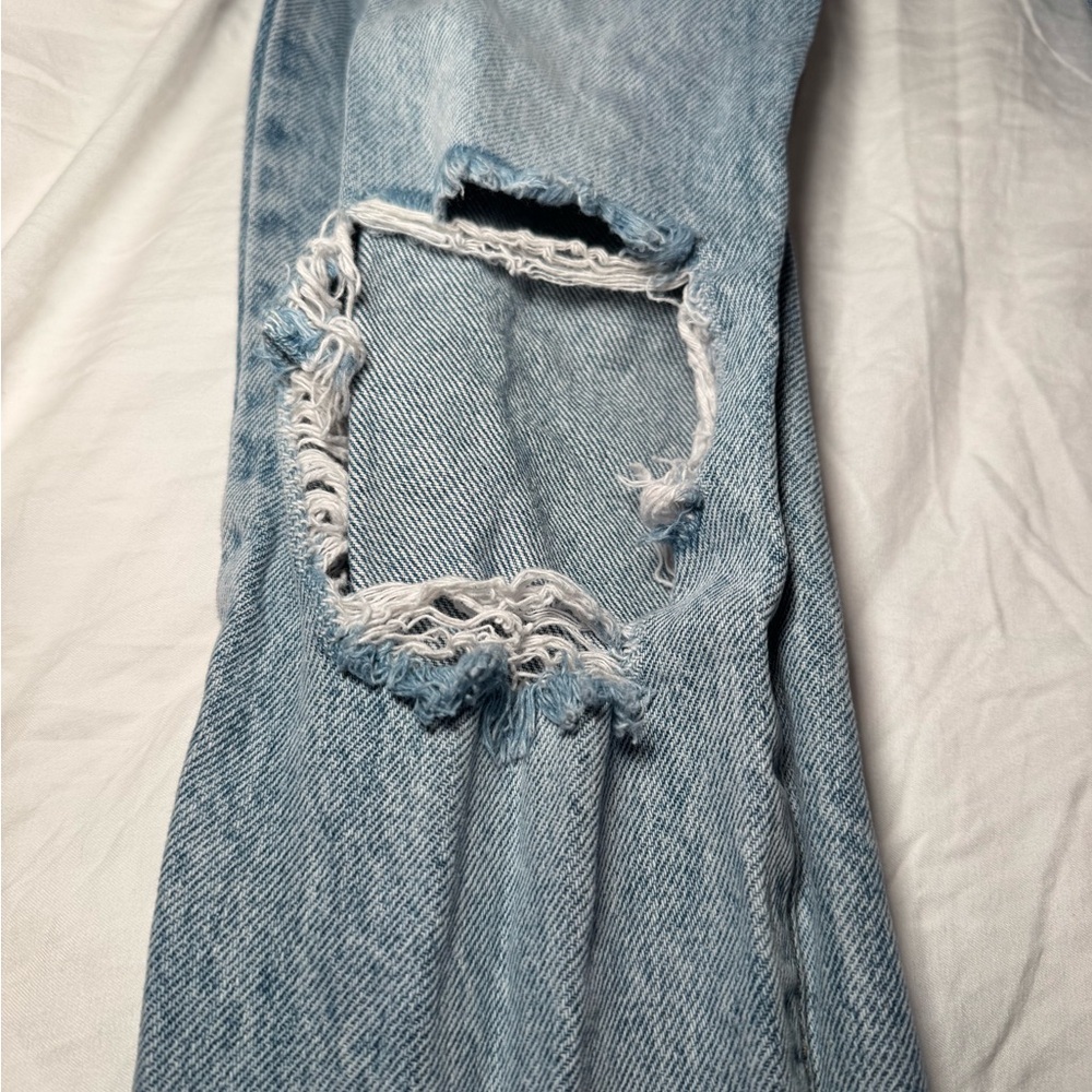 PacSun Light Mom Jeans - Picture 3 of 7